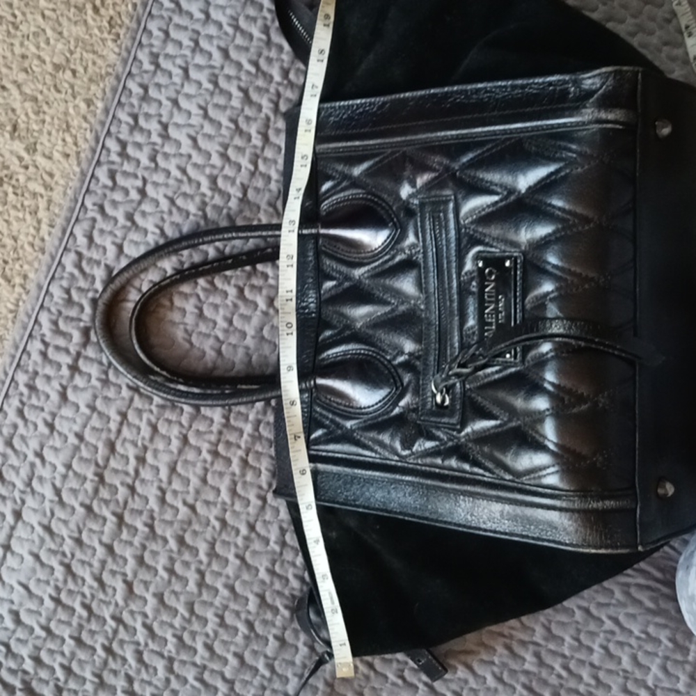 Valentino Leather large purse, beautiful bag! Original tags. Suede sides & inner - Picture 16 of 17